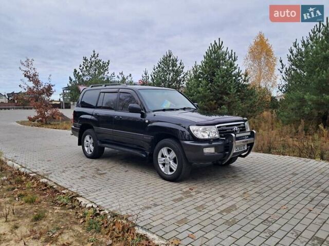 Черный Тойота Ленд Крузер, объемом двигателя 4.66 л и пробегом 337 тыс. км за 20700 $, фото 2 на Automoto.ua