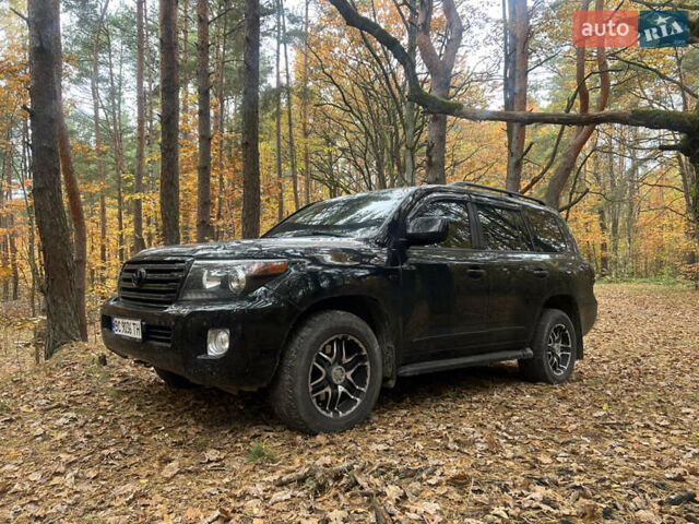 Черный Тойота Ленд Крузер, объемом двигателя 4.66 л и пробегом 295 тыс. км за 19900 $, фото 1 на Automoto.ua