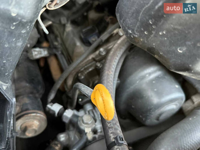 Черный Тойота Ленд Крузер, объемом двигателя 4.66 л и пробегом 245 тыс. км за 21999 $, фото 23 на Automoto.ua