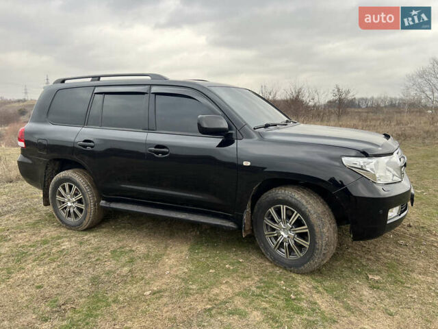 Чорний Тойота Ленд Крузер, об'ємом двигуна 4.7 л та пробігом 291 тис. км за 22800 $, фото 8 на Automoto.ua