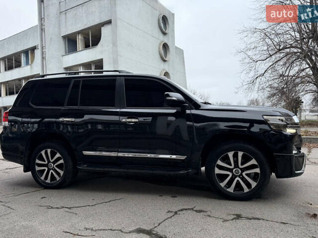 Черный Тойота Ленд Крузер, объемом двигателя 4.66 л и пробегом 315 тыс. км за 28500 $, фото 5 на Automoto.ua