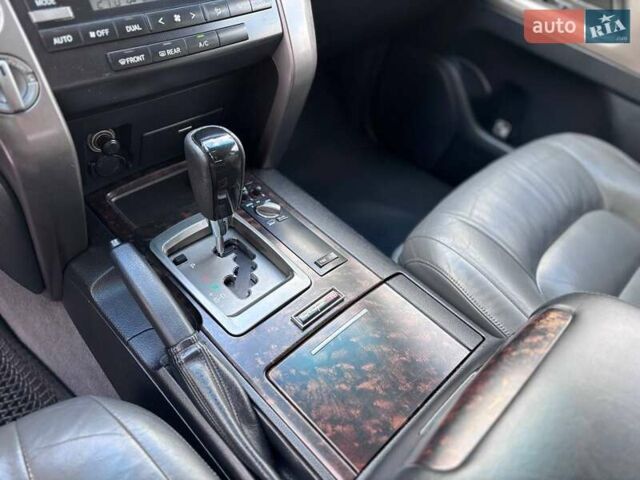 Чорний Тойота Ленд Крузер, об'ємом двигуна 4.7 л та пробігом 300 тис. км за 27999 $, фото 22 на Automoto.ua