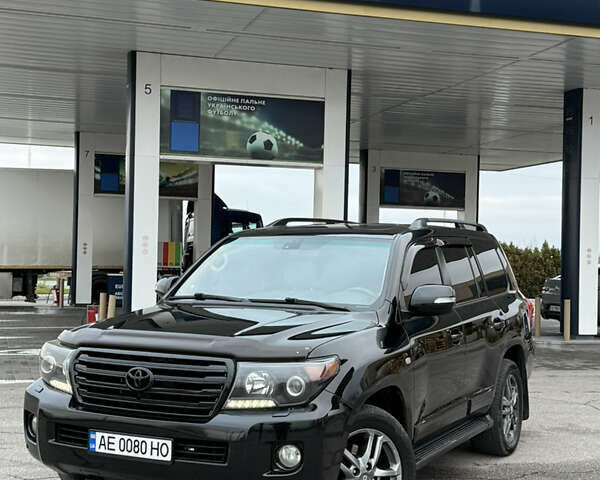 Черный Тойота Ленд Крузер, объемом двигателя 4.46 л и пробегом 280 тыс. км за 25900 $, фото 6 на Automoto.ua