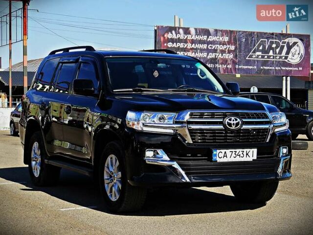 Черный Тойота Ленд Крузер, объемом двигателя 4.66 л и пробегом 312 тыс. км за 31800 $, фото 1 на Automoto.ua