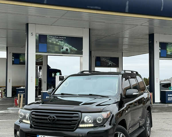 Черный Тойота Ленд Крузер, объемом двигателя 4.46 л и пробегом 280 тыс. км за 25900 $, фото 10 на Automoto.ua