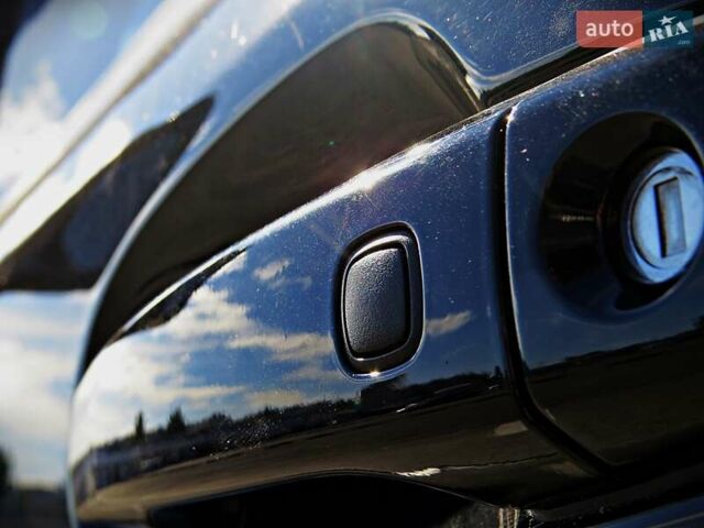 Черный Тойота Ленд Крузер, объемом двигателя 4.66 л и пробегом 312 тыс. км за 31800 $, фото 5 на Automoto.ua