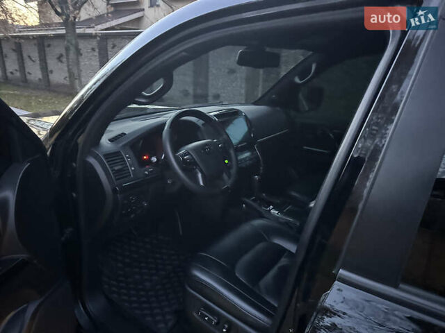 Черный Тойота Ленд Крузер, объемом двигателя 4.7 л и пробегом 268 тыс. км за 29900 $, фото 3 на Automoto.ua