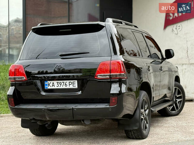Черный Тойота Ленд Крузер, объемом двигателя 4.66 л и пробегом 265 тыс. км за 25500 $, фото 14 на Automoto.ua