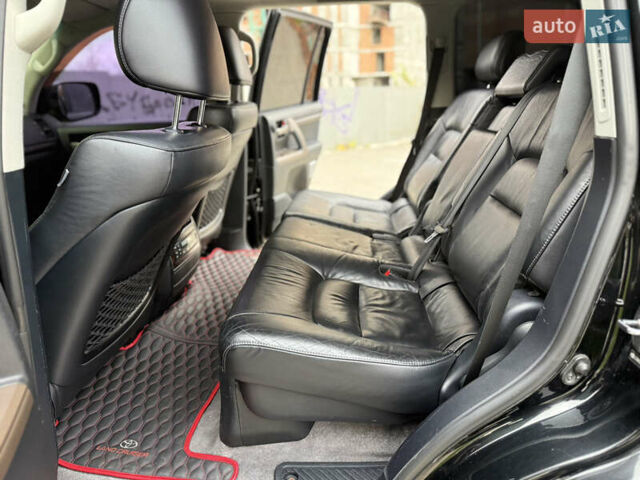 Черный Тойота Ленд Крузер, объемом двигателя 4.66 л и пробегом 265 тыс. км за 25500 $, фото 18 на Automoto.ua