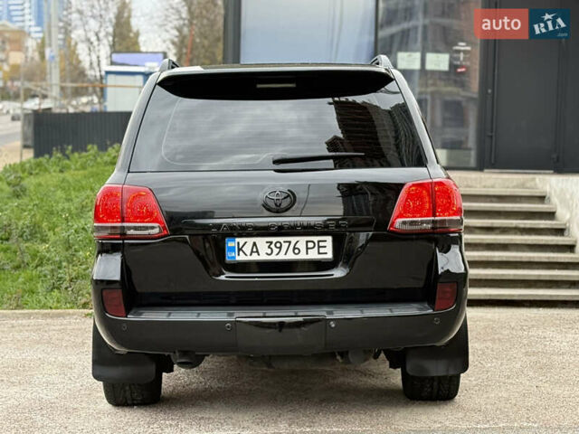 Черный Тойота Ленд Крузер, объемом двигателя 4.66 л и пробегом 265 тыс. км за 25500 $, фото 12 на Automoto.ua