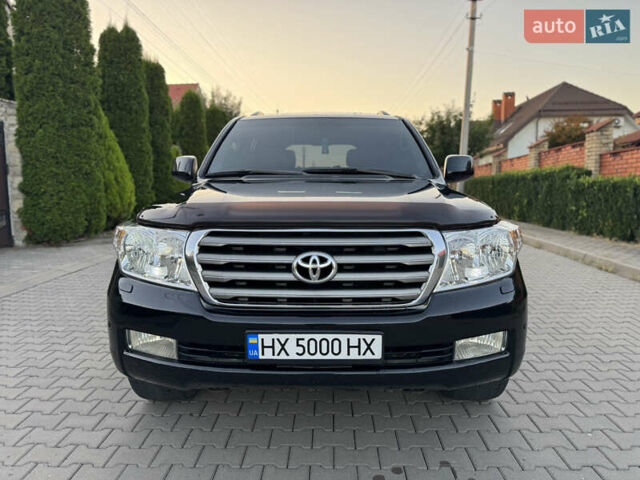 Чорний Тойота Ленд Крузер, об'ємом двигуна 5.7 л та пробігом 225 тис. км за 25500 $, фото 1 на Automoto.ua