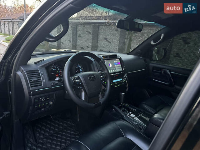 Черный Тойота Ленд Крузер, объемом двигателя 4.7 л и пробегом 268 тыс. км за 29900 $, фото 57 на Automoto.ua