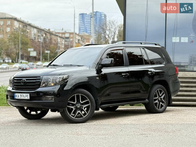 Черный Тойота Ленд Крузер, объемом двигателя 4.66 л и пробегом 265 тыс. км за 25500 $, фото 1 на Automoto.ua