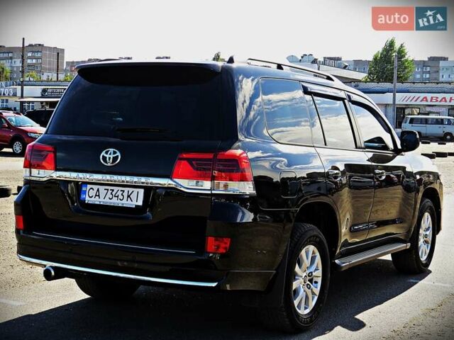 Черный Тойота Ленд Крузер, объемом двигателя 4.66 л и пробегом 312 тыс. км за 31800 $, фото 2 на Automoto.ua