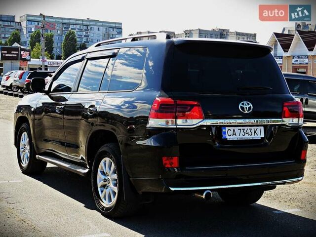 Черный Тойота Ленд Крузер, объемом двигателя 4.66 л и пробегом 312 тыс. км за 31800 $, фото 3 на Automoto.ua