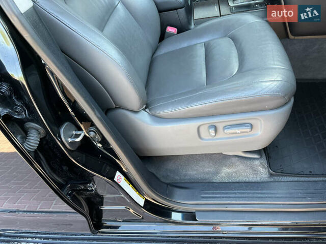 Черный Тойота Ленд Крузер, объемом двигателя 4.46 л и пробегом 420 тыс. км за 23000 $, фото 24 на Automoto.ua