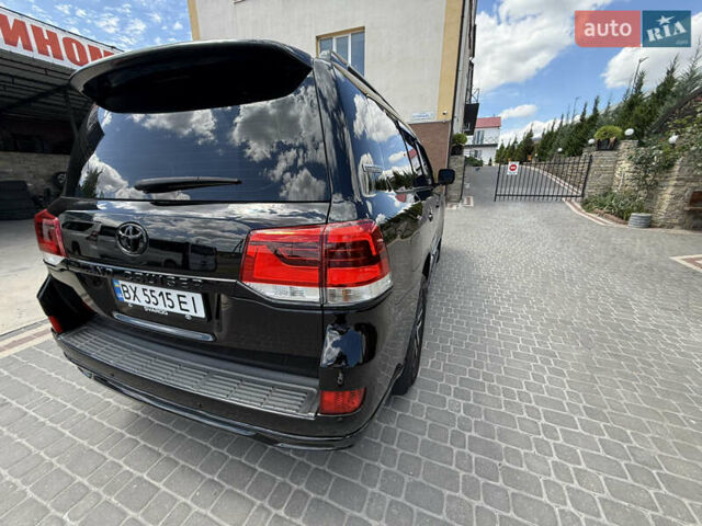 Черный Тойота Ленд Крузер, объемом двигателя 5.7 л и пробегом 220 тыс. км за 30000 $, фото 19 на Automoto.ua