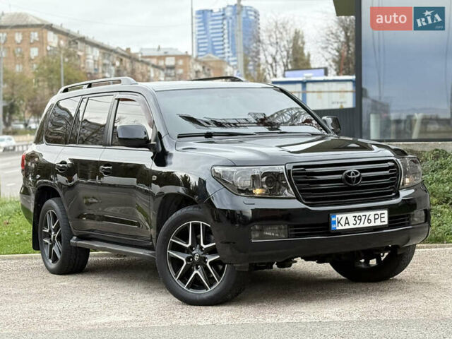 Черный Тойота Ленд Крузер, объемом двигателя 4.66 л и пробегом 265 тыс. км за 25500 $, фото 6 на Automoto.ua