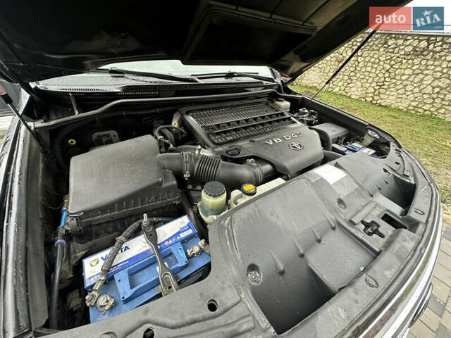 Черный Тойота Ленд Крузер, объемом двигателя 4.46 л и пробегом 284 тыс. км за 25999 $, фото 31 на Automoto.ua