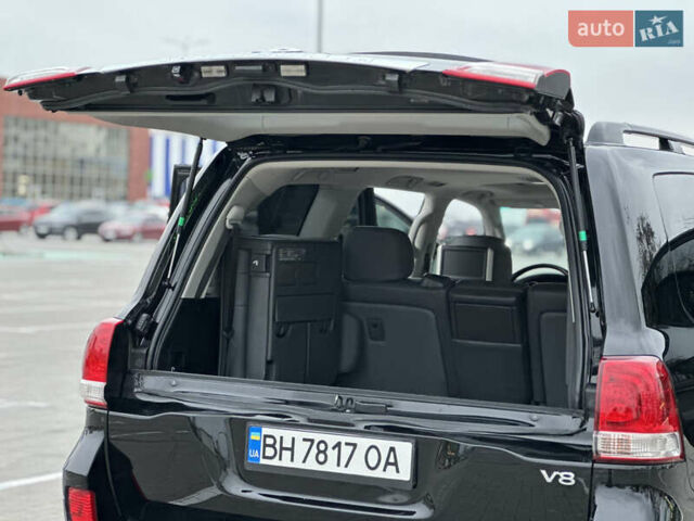 Чорний Тойота Ленд Крузер, об'ємом двигуна 4.46 л та пробігом 210 тис. км за 27500 $, фото 25 на Automoto.ua