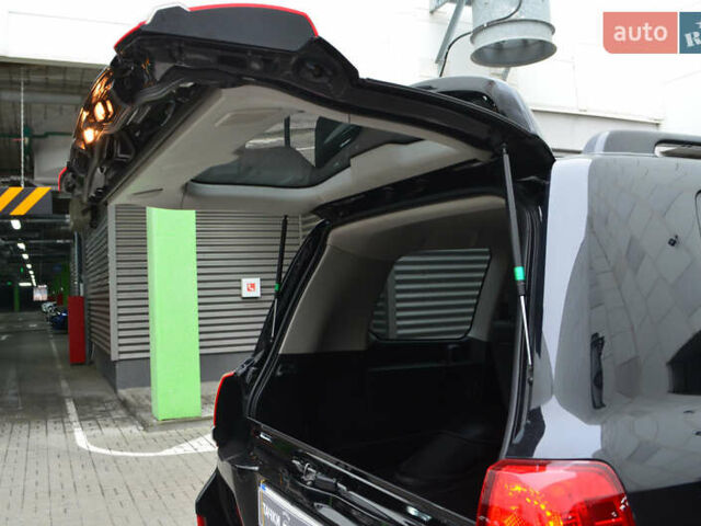 Чорний Тойота Ленд Крузер, об'ємом двигуна 4.5 л та пробігом 278 тис. км за 24990 $, фото 10 на Automoto.ua