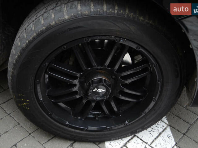 Чорний Тойота Ленд Крузер, об'ємом двигуна 4.5 л та пробігом 278 тис. км за 24990 $, фото 2 на Automoto.ua