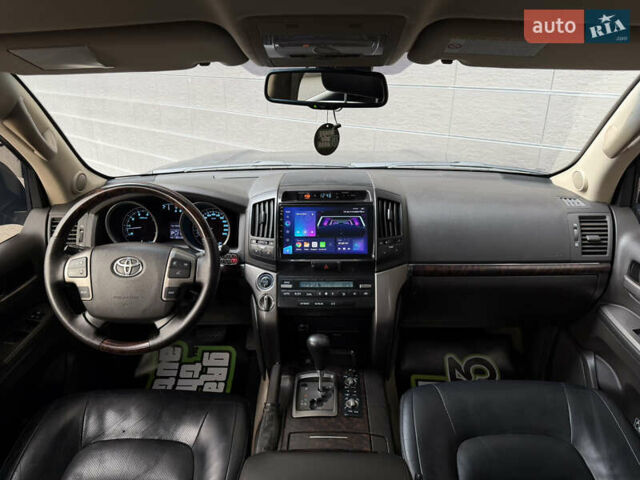 Черный Тойота Ленд Крузер, объемом двигателя 4.7 л и пробегом 170 тыс. км за 29500 $, фото 14 на Automoto.ua