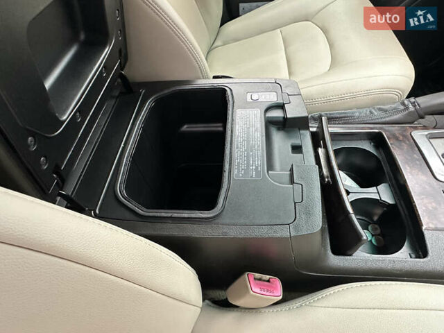 Черный Тойота Ленд Крузер, объемом двигателя 4.46 л и пробегом 284 тыс. км за 25999 $, фото 27 на Automoto.ua