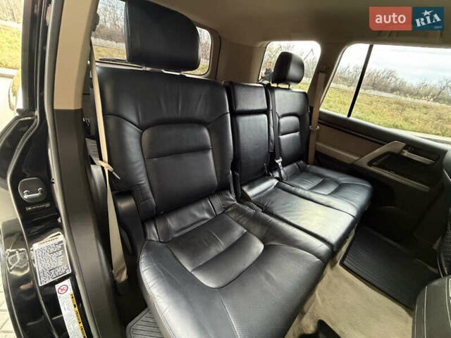 Черный Тойота Ленд Крузер, объемом двигателя 4.7 л и пробегом 170 тыс. км за 29500 $, фото 32 на Automoto.ua