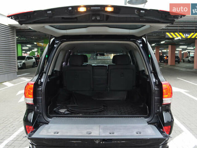 Чорний Тойота Ленд Крузер, об'ємом двигуна 4.5 л та пробігом 278 тис. км за 24990 $, фото 12 на Automoto.ua