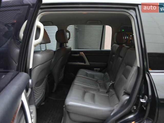 Чорний Тойота Ленд Крузер, об'ємом двигуна 4.5 л та пробігом 278 тис. км за 24990 $, фото 18 на Automoto.ua