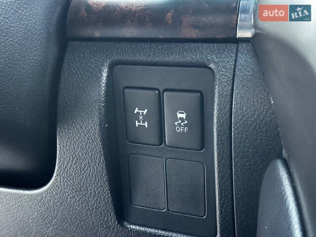 Чорний Тойота Ленд Крузер, об'ємом двигуна 4.46 л та пробігом 210 тис. км за 27500 $, фото 70 на Automoto.ua