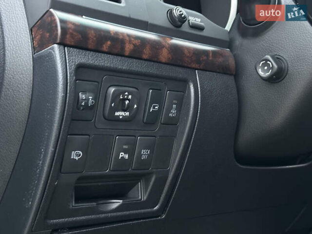 Чорний Тойота Ленд Крузер, об'ємом двигуна 4.46 л та пробігом 210 тис. км за 27500 $, фото 58 на Automoto.ua