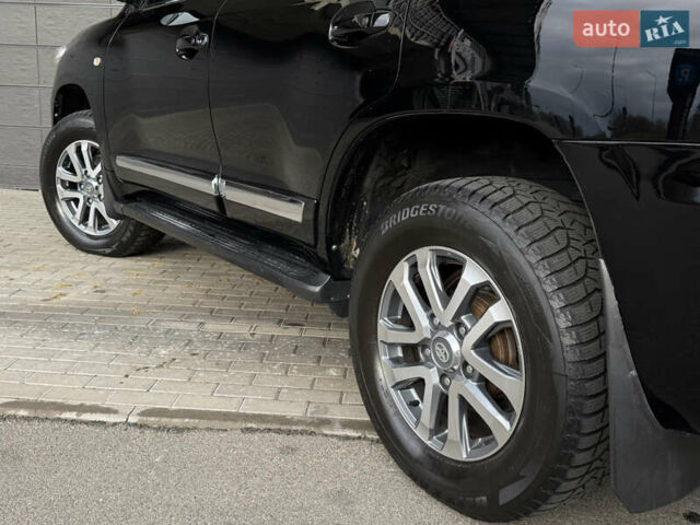 Черный Тойота Ленд Крузер, объемом двигателя 4.7 л и пробегом 170 тыс. км за 29500 $, фото 37 на Automoto.ua