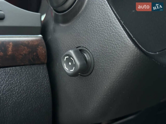 Чорний Тойота Ленд Крузер, об'ємом двигуна 4.46 л та пробігом 210 тис. км за 27500 $, фото 67 на Automoto.ua