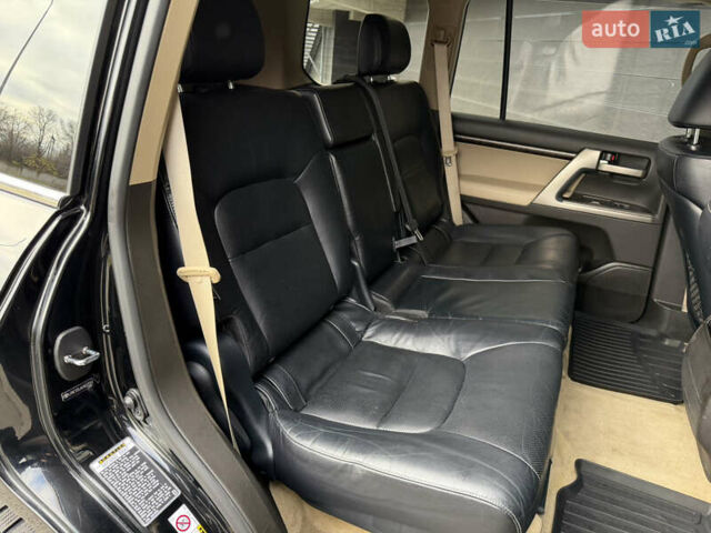 Черный Тойота Ленд Крузер, объемом двигателя 4.7 л и пробегом 170 тыс. км за 29500 $, фото 33 на Automoto.ua
