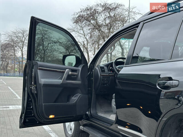 Чорний Тойота Ленд Крузер, об'ємом двигуна 4.46 л та пробігом 210 тис. км за 27500 $, фото 52 на Automoto.ua