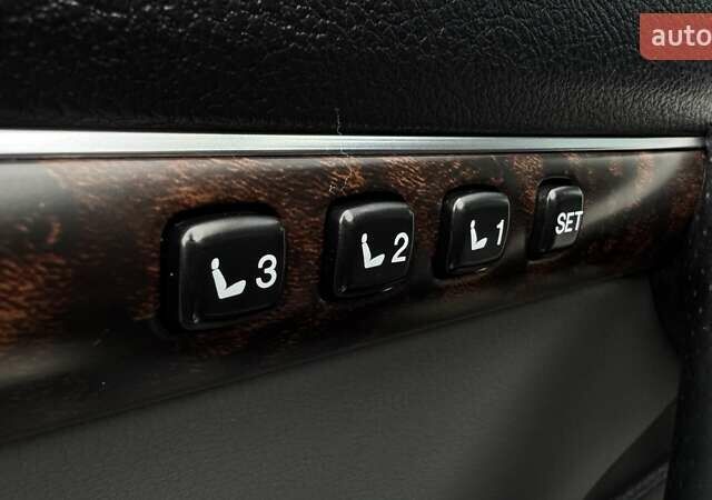 Чорний Тойота Ленд Крузер, об'ємом двигуна 4.5 л та пробігом 248 тис. км за 26069 $, фото 34 на Automoto.ua