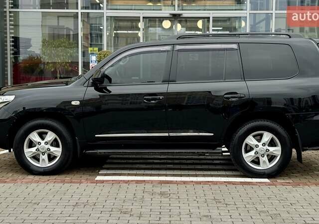 Чорний Тойота Ленд Крузер, об'ємом двигуна 4.5 л та пробігом 248 тис. км за 26069 $, фото 2 на Automoto.ua