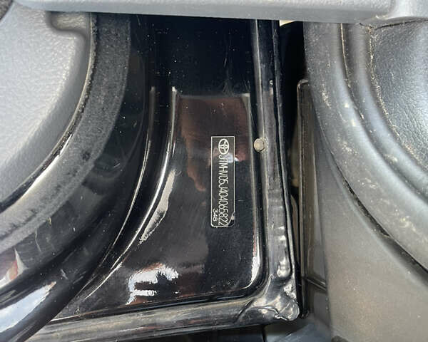 Черный Тойота Ленд Крузер, объемом двигателя 4.46 л и пробегом 305 тыс. км за 30500 $, фото 31 на Automoto.ua