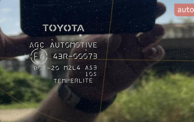 Черный Тойота Ленд Крузер, объемом двигателя 4.46 л и пробегом 305 тыс. км за 30500 $, фото 24 на Automoto.ua