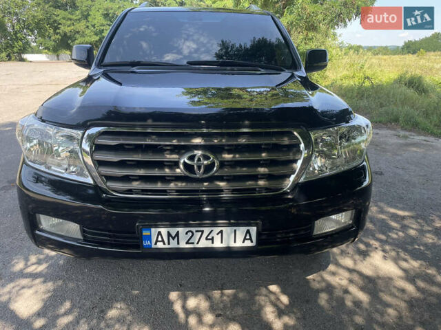 Черный Тойота Ленд Крузер, объемом двигателя 4.46 л и пробегом 305 тыс. км за 30500 $, фото 1 на Automoto.ua