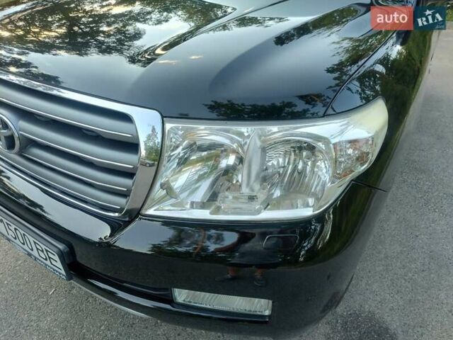 Черный Тойота Ленд Крузер, объемом двигателя 4.46 л и пробегом 335 тыс. км за 29990 $, фото 12 на Automoto.ua