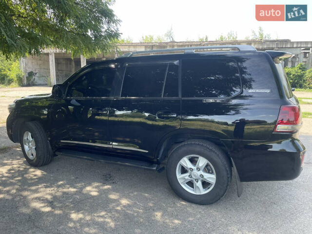 Черный Тойота Ленд Крузер, объемом двигателя 4.46 л и пробегом 305 тыс. км за 30500 $, фото 9 на Automoto.ua