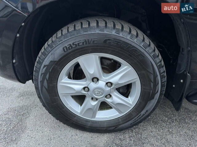 Черный Тойота Ленд Крузер, объемом двигателя 4.5 л и пробегом 335 тыс. км за 23500 $, фото 15 на Automoto.ua