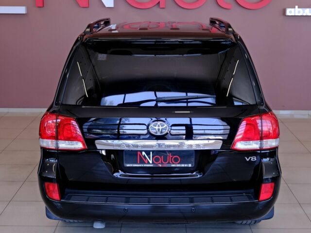 Черный Тойота Ленд Крузер, объемом двигателя 4.5 л и пробегом 241 тыс. км за 24900 $, фото 5 на Automoto.ua