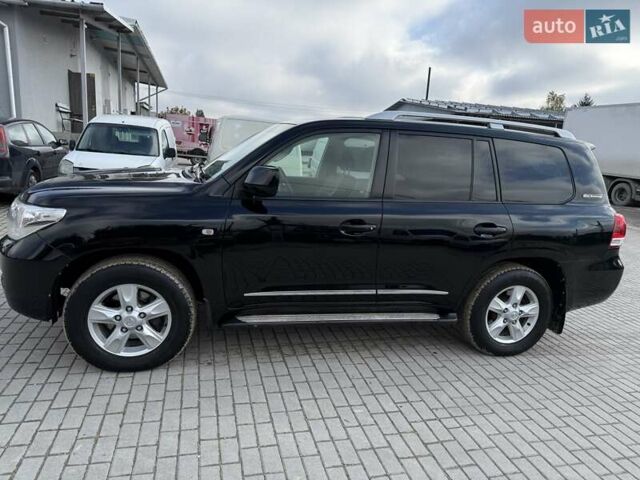 Черный Тойота Ленд Крузер, объемом двигателя 4.5 л и пробегом 327 тыс. км за 28500 $, фото 2 на Automoto.ua