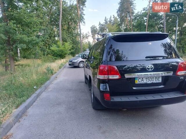 Черный Тойота Ленд Крузер, объемом двигателя 4.46 л и пробегом 335 тыс. км за 29990 $, фото 5 на Automoto.ua
