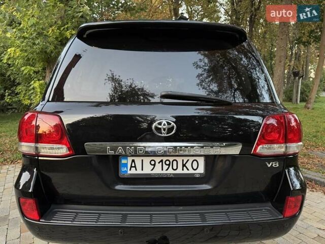 Черный Тойота Ленд Крузер, объемом двигателя 4.5 л и пробегом 320 тыс. км за 26888 $, фото 4 на Automoto.ua