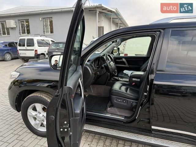 Черный Тойота Ленд Крузер, объемом двигателя 4.5 л и пробегом 327 тыс. км за 28500 $, фото 10 на Automoto.ua
